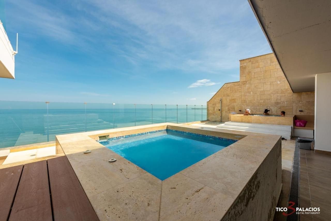 Family Jacuzzi Ac 10pax Wifi 3br Next Americasco * Cartagena