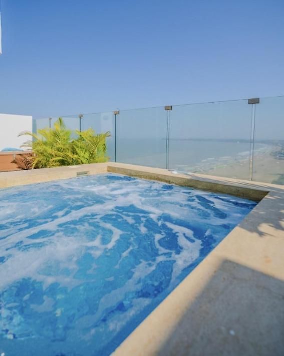 Family Jacuzzi Ac 10pax Wifi 3br Next Americasco Cartagena