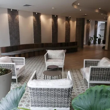 Apartment Family Jacuzzi Ac 10pax Wifi 3br Next Americasco *